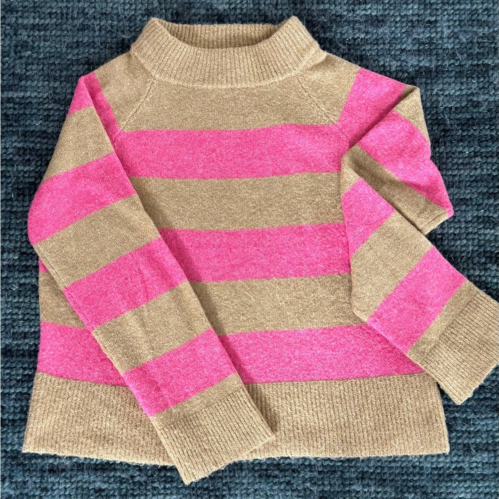 John + Jenn Pink and Tan Striped Turtleneck Sweater